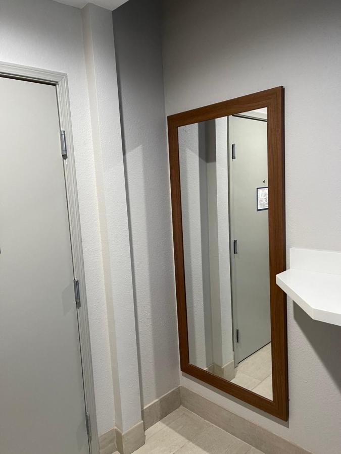 Holiday Inn Express & Suites - Indianapolis Northwest By Ihg Exterior photo