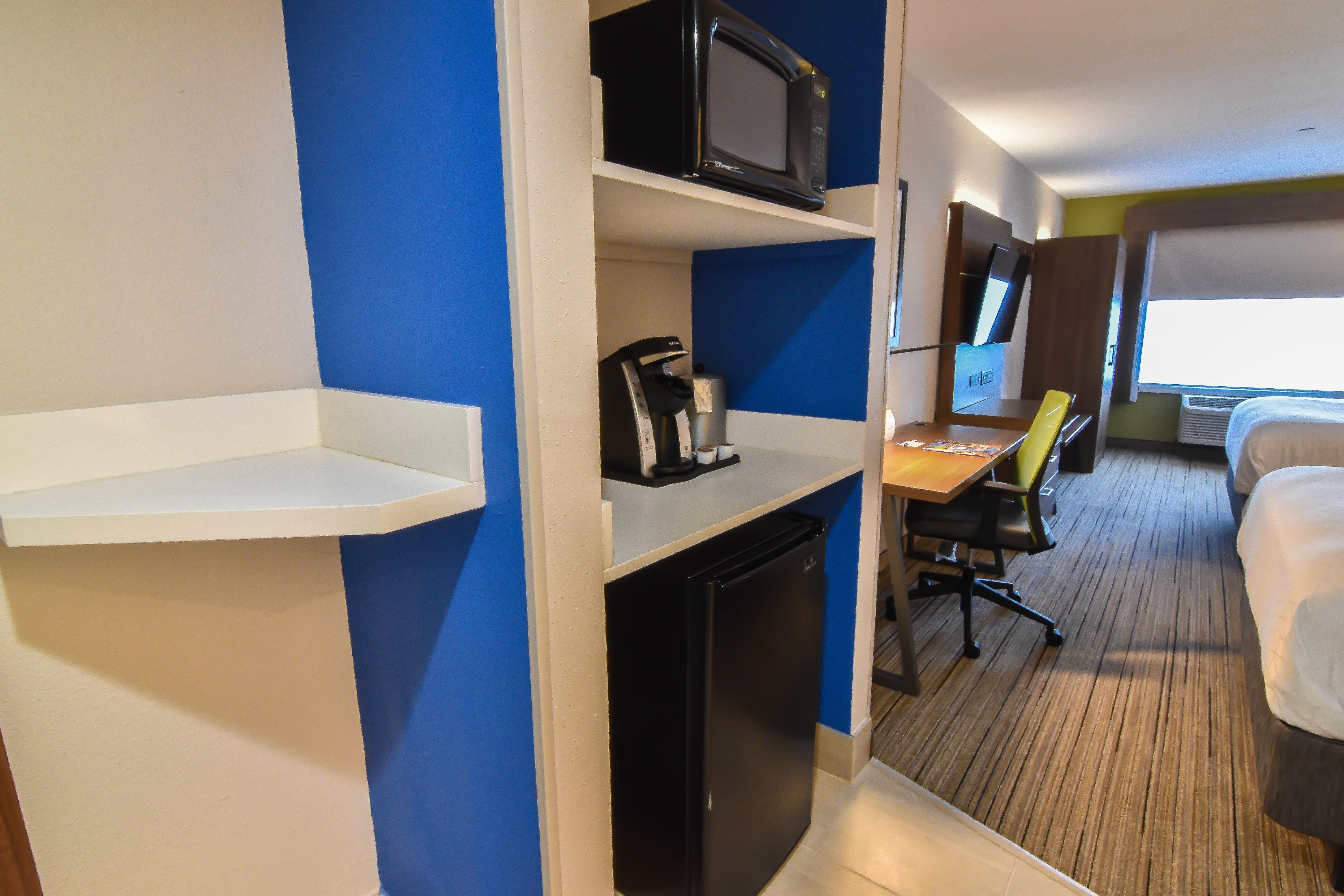 Holiday Inn Express & Suites - Indianapolis Northwest By Ihg Exterior photo